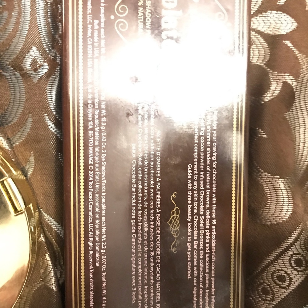 Too Faced chocolate Bar eyeshadow palette